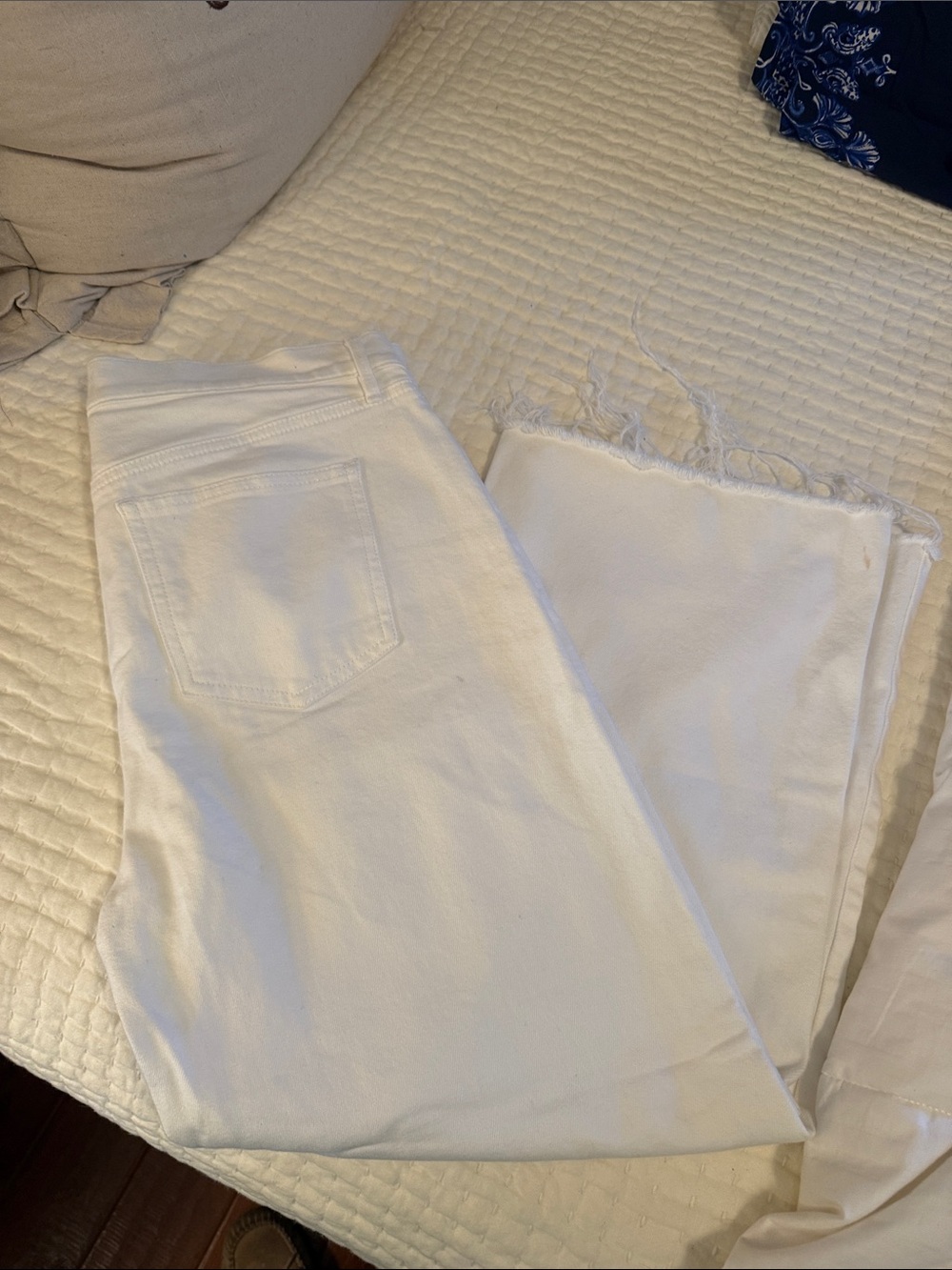 Ann Taylor White Wide-Leg Frayed Hem Jeans